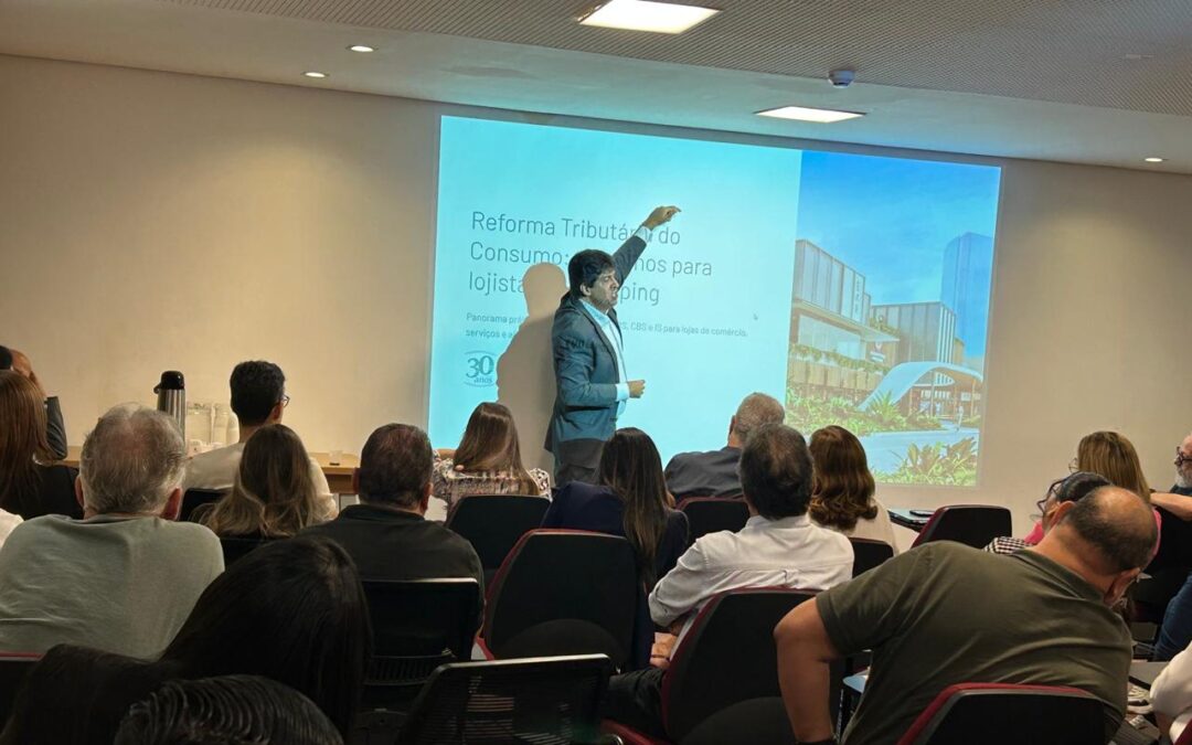Debate aborda a Reforma Tributária do Consumo e impactos para os lojistas